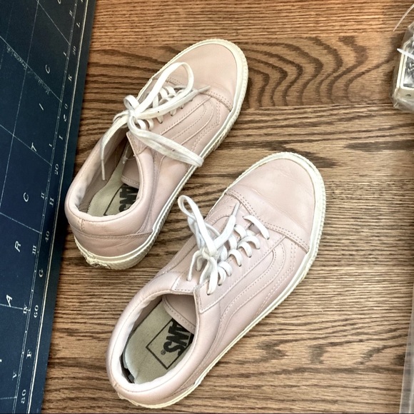 Vans pink low top sneakers size 7 - Picture 4 of 6